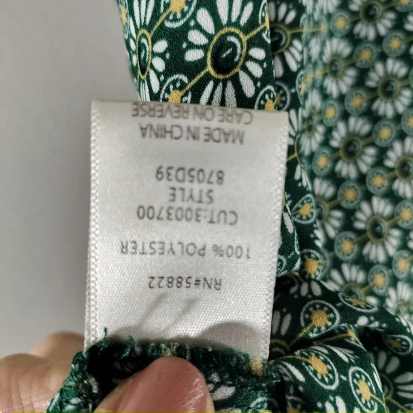 Green Patterned Women's Top - Picture 2 of 7